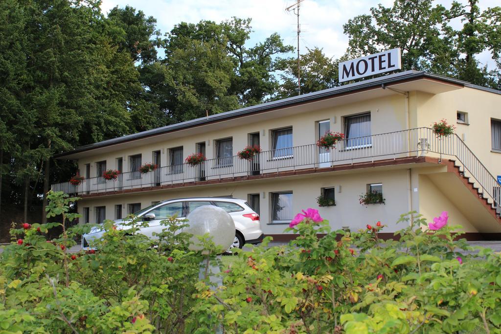 Hotel Drive In Motel Capellen Eksteriør bilde